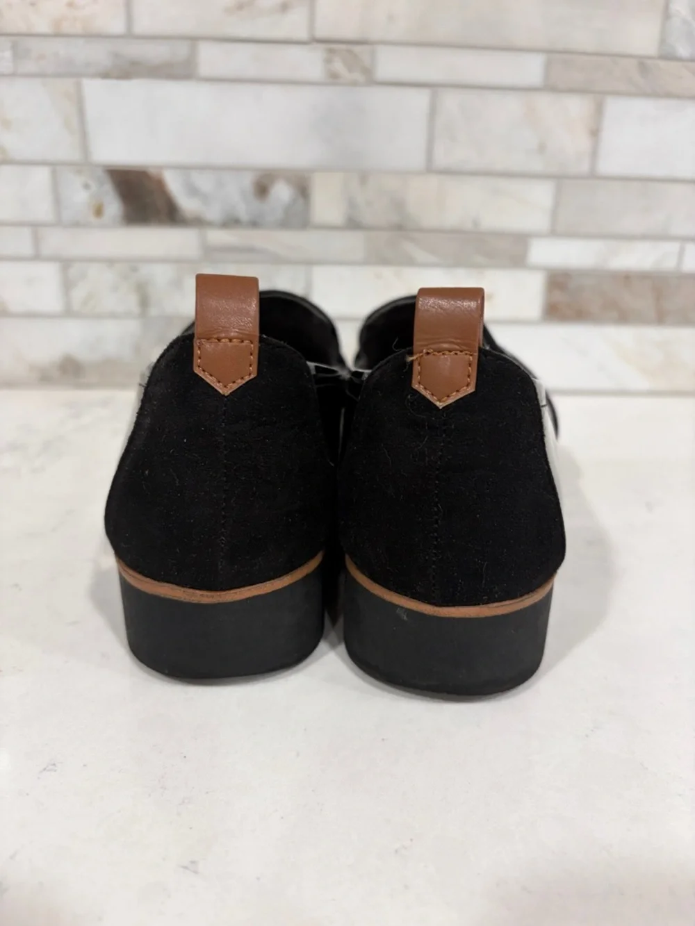 Dr. Scholl's Black Patent Leather and Suede Slip-On Loafer with Tan Trim Sz 9